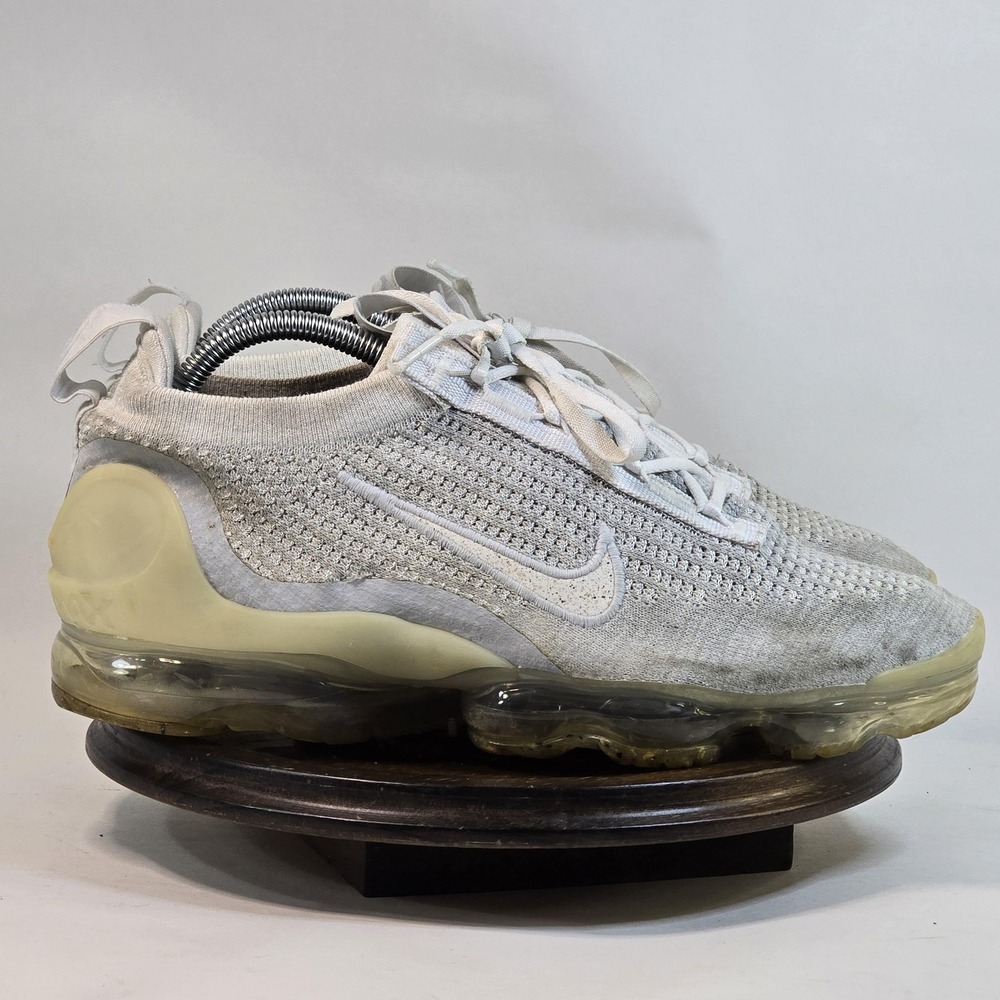 Nike Air VaporMax 2021 Shoes Womens Size 10.5‎ White Gray Knit DC4121-100